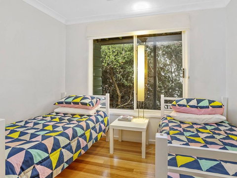 SEAVIEW - Ocean Views From A Modern Townhouse - VIC Tourism 1