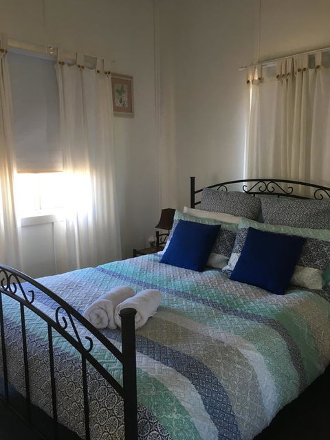 Serenity On Stanthorpe - VIC Tourism 3