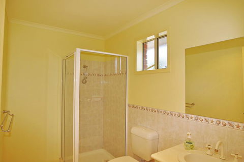 SERRELL BY THE SEA - PET FRIENDLY - VIC Tourism 1