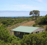 Shearwater Cottages - VIC Tourism