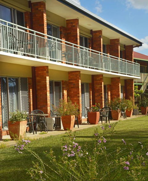 Shelly Beach Motel - VIC Tourism 3