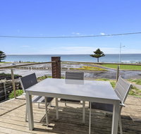 Shemara - Idyllic East Beach property with multiple living areas - VIC Tourism