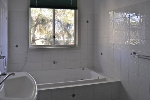 Sheoak Holiday Home - VIC Tourism 1