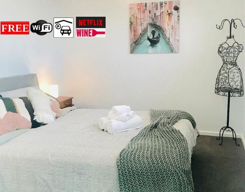 Sherrard Place - VIC Tourism 2