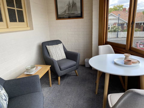 Shipwrights Arms - VIC Tourism 1