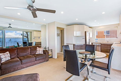 Shoal Bay Road, Shoal Towers, Unit 03, 11 - VIC Tourism 2