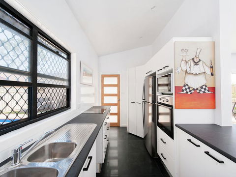 Shoally Loft, 58 Tomaree Road - VIC Tourism 2