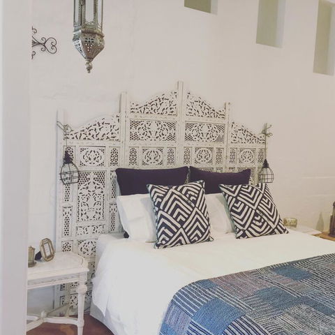 Shorebreak Studio Apartments - VIC Tourism 3
