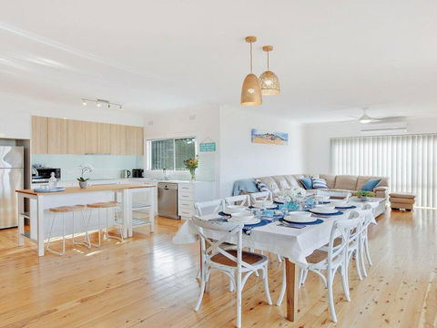 Sienna By The Sea - Spacious Coastal Getaway - VIC Tourism 0