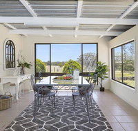 Silky Oak Cottage - cosy with country views - VIC Tourism