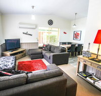Silver Birches Holiday Unit 9 - VIC Tourism