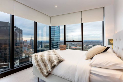 Sky-High Level 52 Opposite Crown Complex - VIC Tourism 0