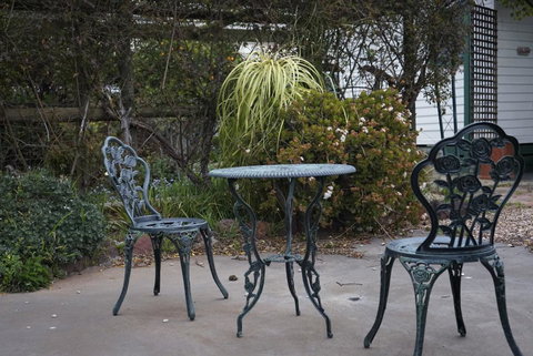 Skymirror Cottage - VIC Tourism 1