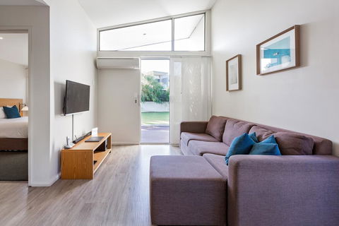 Smiths Beach Resort - VIC Tourism 3