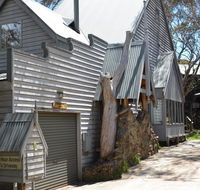 Snowdrop Lodge