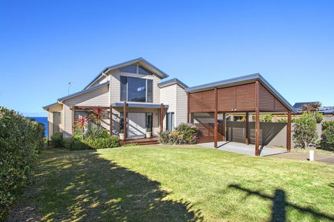 South Pacific Crescent 75, Ulladulla - VIC Tourism 2