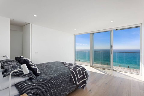 Southpoint -Brand New Home, Oceanfront Views - VIC Tourism 3