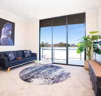 SP246-Brandnew modern Apt in Penrith with parking - VIC Tourism