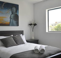 Spacious 2 Bed 2 Bath Unit - LUMA APARTMENTS - VIC Tourism