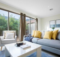 Spacious Lovely 5Beds homePoint Cook - VIC Tourism