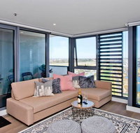 Spectacular Private Balcony Views with Pool - VIC Tourism