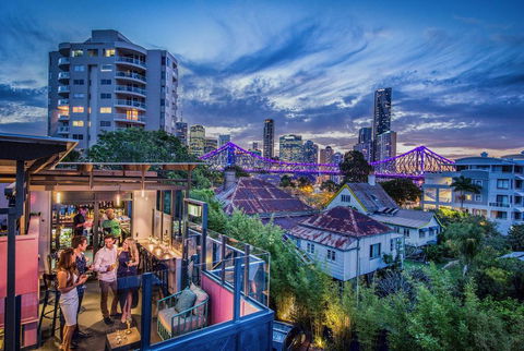 Spicers Balfour Hotel - VIC Tourism 0