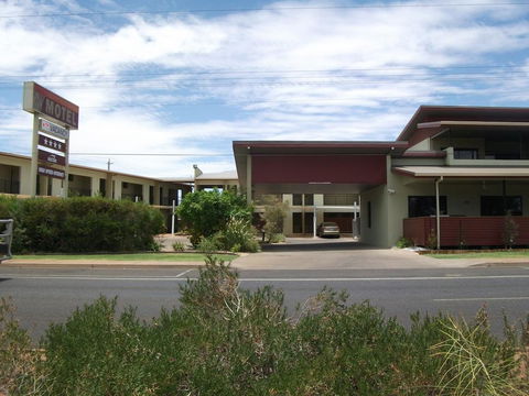 Spinifex Motel And Serviced Apartments - VIC Tourism 2