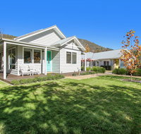 Spring Home - Our Place at Bright - VIC Tourism