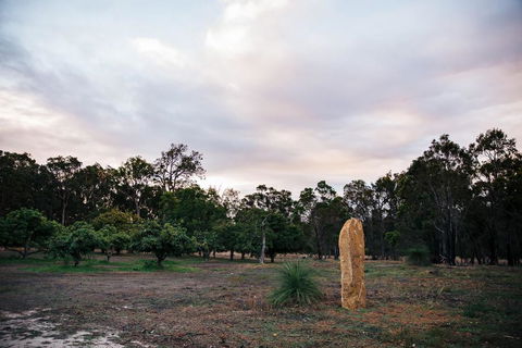 Standing Stone House - VIC Tourism 2