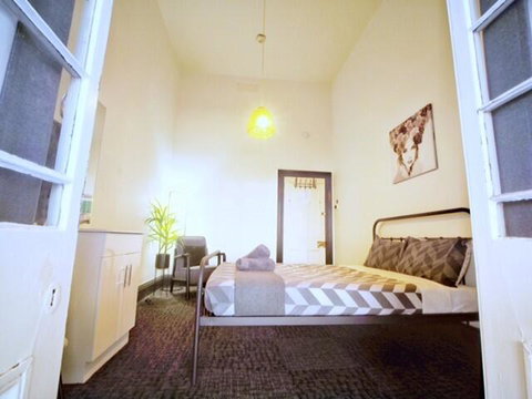 Star Of The West Hotel - VIC Tourism 2