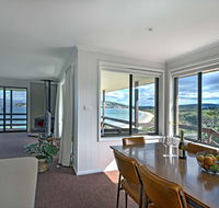 Stones Throw - VIC Tourism