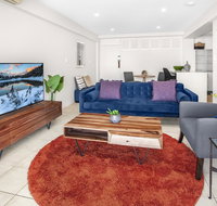 Stylish 2-Bed Apartment with Sweeping River Views - VIC Tourism