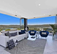 Stylish Penthouse with Views  Jacuzzi - VIC Tourism