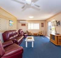 Stylish Unit Opposite Foreshore - Sylvan Beach Esp Bellara - VIC Tourism
