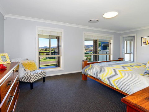 Sunset Over Neptune - Pet Friendly, 5 Min To Beach - VIC Tourism 3