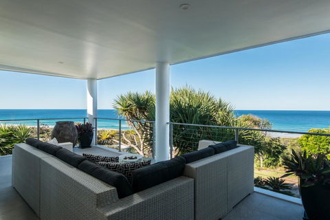 Sunshine Coast White House - VIC Tourism 0