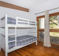 Surfers Ave 17 Narrawallee - VIC Tourism