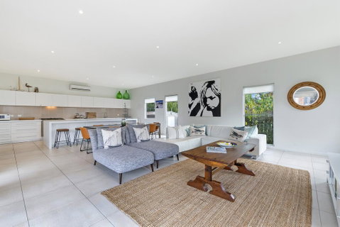 Surfs Up - Fresh And Modern East Beach Home - VIC Tourism 2