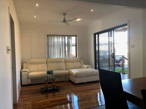 Sydney Accommodation - VIC Tourism 1