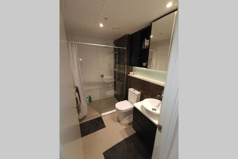 Sydney Olympic Park Luxury Apartment - VIC Tourism 3