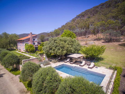 Talits Vineyard Estate - VIC Tourism 1
