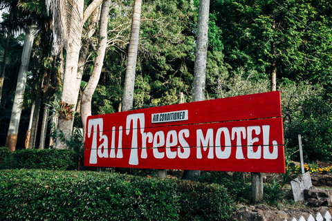 Tall Trees Motel Mountain Retreat - VIC Tourism 0