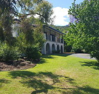 Tamworth Exclusive BB - VIC Tourism