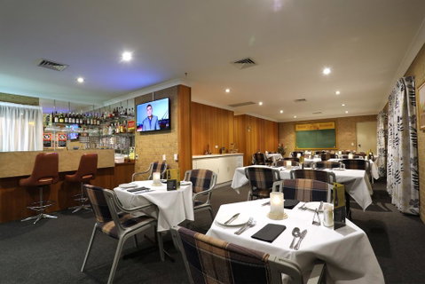 Tamworth Motor Inn & Cabins - VIC Tourism 3