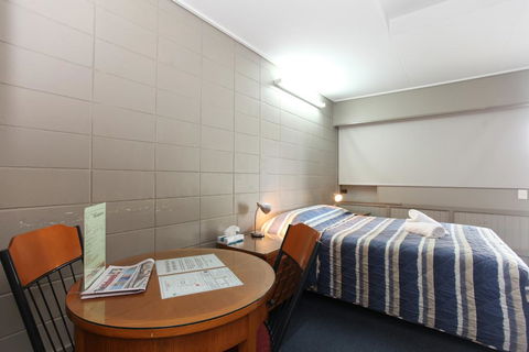 Tandara Hotel Motel - VIC Tourism 1