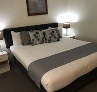 Tea Gardens Motel - VIC Tourism