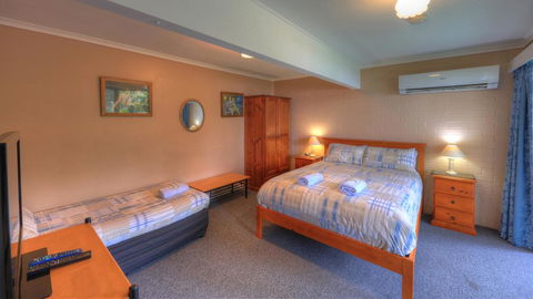 The 2C's Bed & Breakfast - VIC Tourism 0