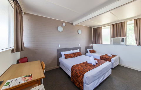 The Australian Hotel Murgon - VIC Tourism 2