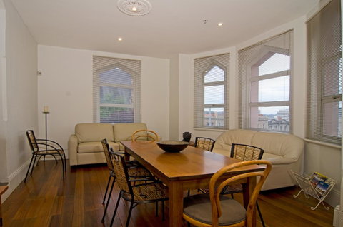Roxburgh House Apartments - VIC Tourism 28
