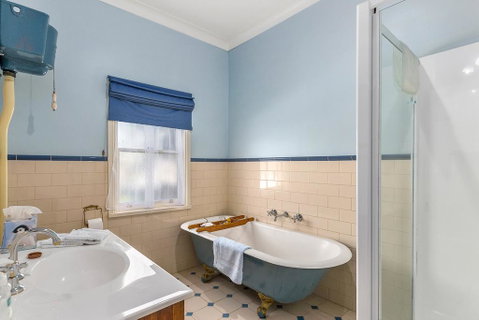 Cambridge House Bed & Breakfast - VIC Tourism 16